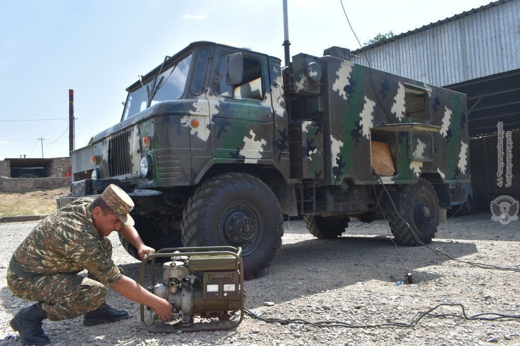 Ռադիոկապի վարժանք 4-րդ զորամիավորումում
