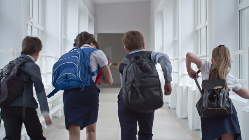 30-40 տոկոսով թեթևացրել ենք աշակերտների պայուսակների քաշը. Արայիկ Հարությունյան