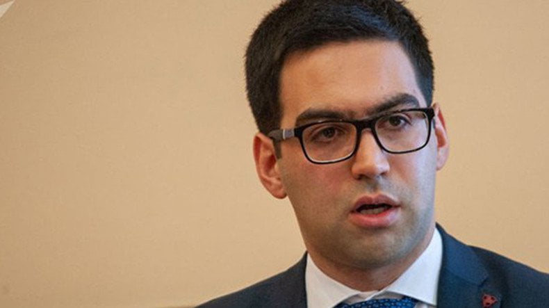 Ինչպես է որոշվելու` ով է «օրենքով գող»․ Ռուստամ Բադասյանը պարզաբանել է