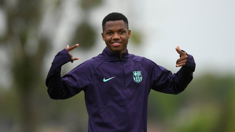 Բարսայի ծագող աստղը ընտրություն է կատարել Իսպանիայի և Պորտուգալիայի հավաքականների միջև