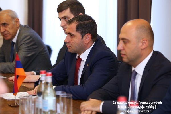 Սուրեն Պապիկյանն ընդունել է Իրանի ճանապարհների և քաղաքաշինության նախարարին