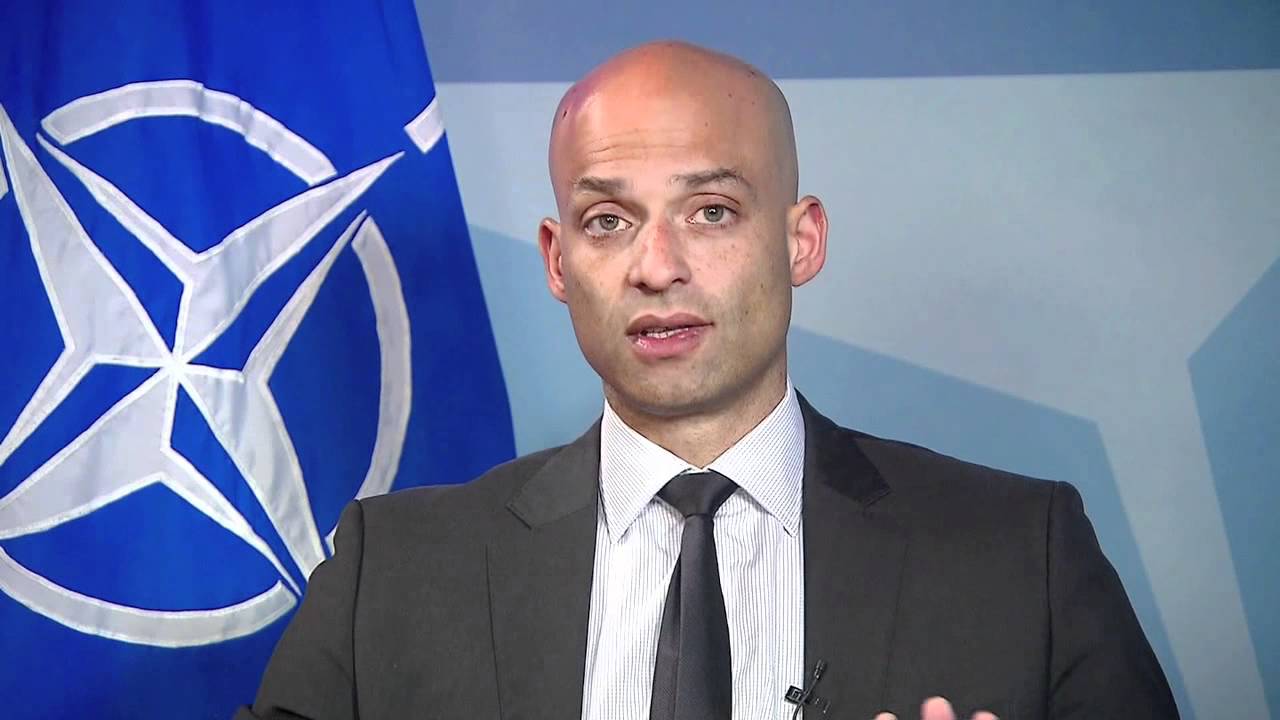 Ապաթուրայը նշել է, որ Վրաստանի՝ ՆԱՏՕ-ին միանալու հարցի քննարկումը այսօր իմաստ չունի