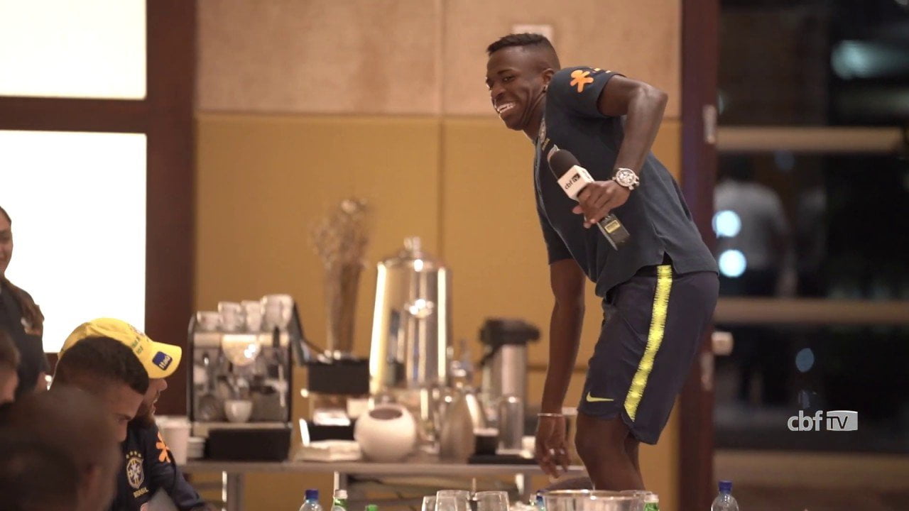 Բրազիլիայի հավաքականի նորեկները զվարճացրել են թիմակիցներին իրենց ելույթներով (ՏԵՍԱՆՅՈՒԹ)