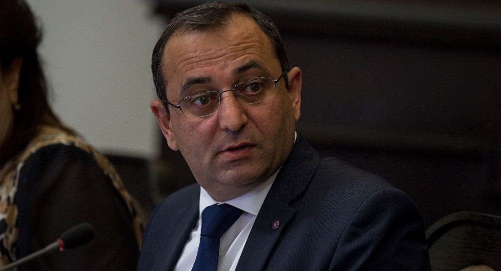 Արսեն Բաբայանը քաղաքական բանտարկյալ է․ Արծվիկ Մինասյան