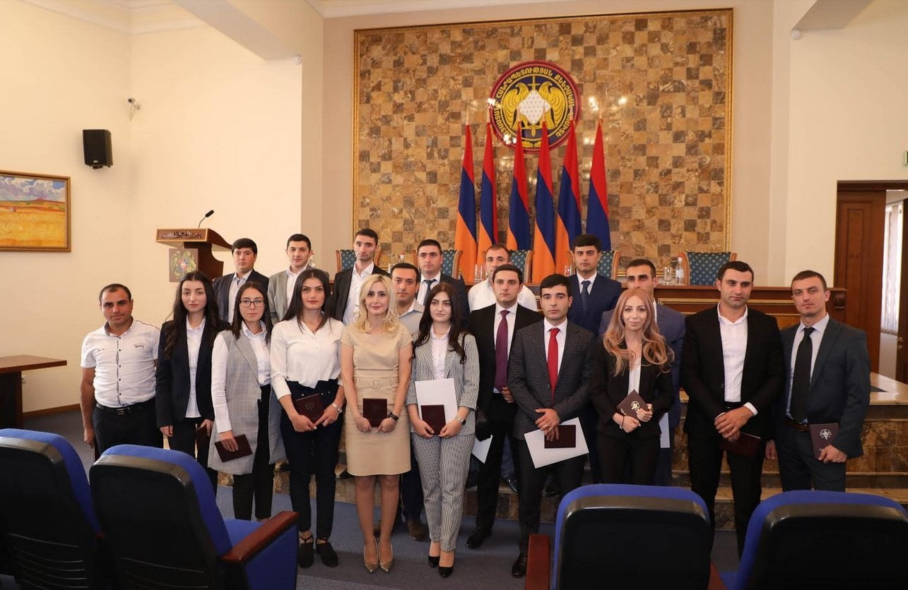 Քննիչի թեկնածուների դիպլոմների հանձնման հանդիսավոր արարողություն՝ Քննչական կոմիտեում