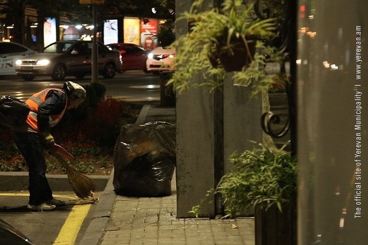 Քաղաքապետարանն անդրադարձել է մայրաքաղաքի աղբահանությանը և սանմաքրմանը