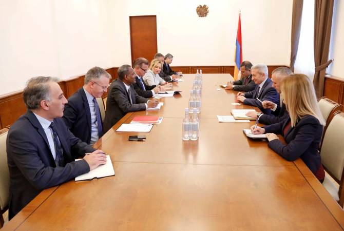 Ատոմ Ջանջուղազյանն ընդունել է Ասիական զարգացման բանկի պատվիրակությանը