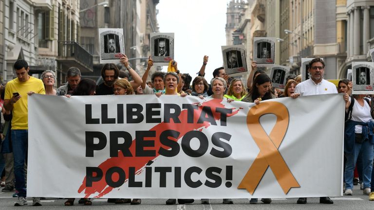 Կատալոնիանում բողոքի ակցիաներ են հանրաքվեի գործով դատավճռի կապակցությամբ