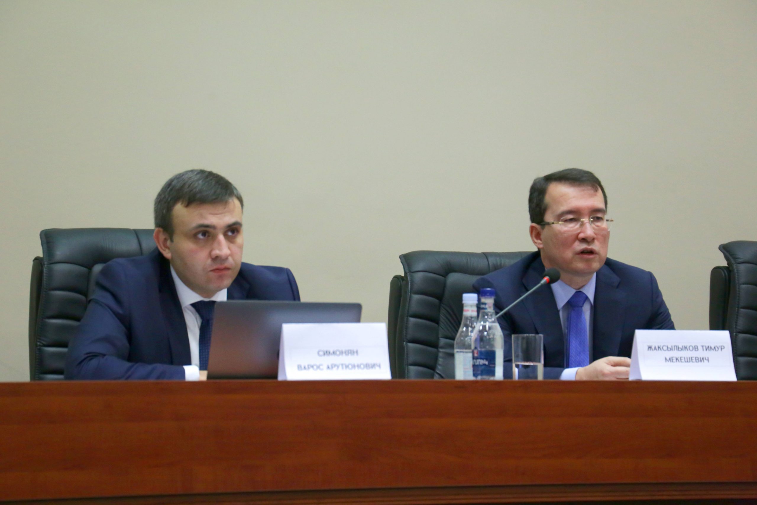 Գործարարների հետ քննարկվել են ԵԱՏՄ անդամ պետությունների միջև փոխադարձ առևտրի խնդիրները