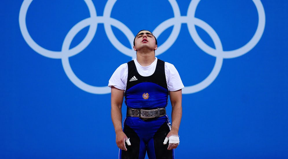 Մի շարք մարզական ֆեդերացիաներ ու մարզիկներ՝ ընդդեմ Դալուզյանի մեծարման