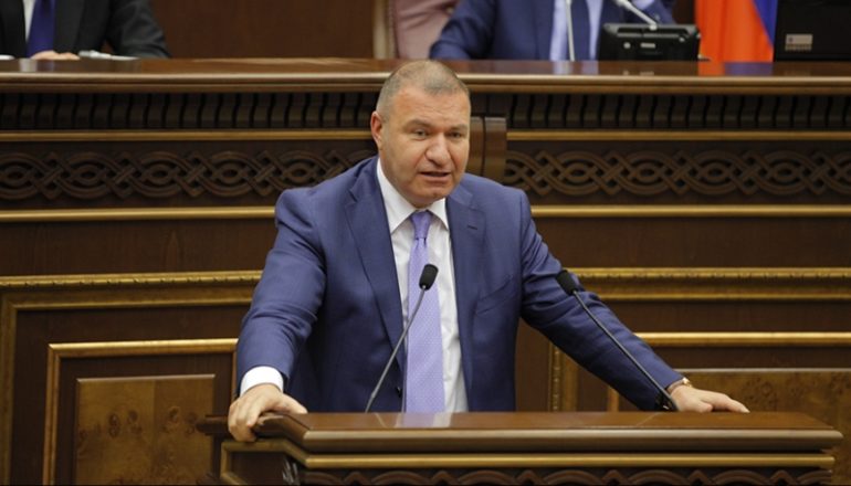 Արտակարգ դրության ժամանակ օրական ունեցել ենք 40 մլն դոլարի կորուստ. Միքայել Մելքումյանը վերջին շրջանի տնտեսական վնասների մասին