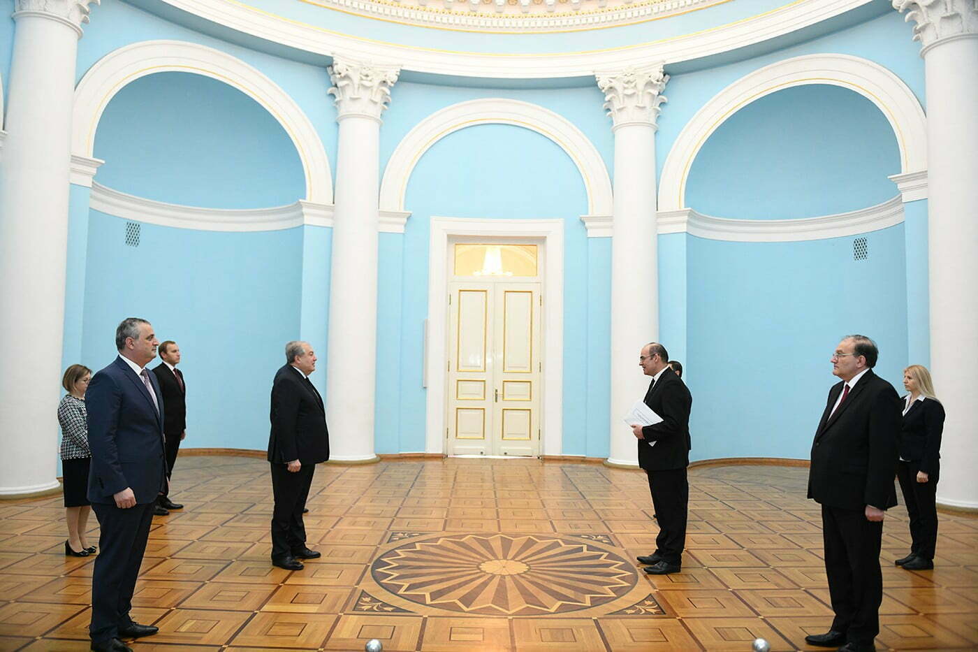 Նախագահ Սարգսյանին հավատարմագրերն է հանձնել ՀԱՀ նորանշանակ դեսպանը