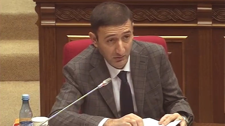 «Իմ քայլը» խմբակցության անդամ Բաբկեն Թունյանի արձագանքը մեքենաների վերաարտահանման մասին