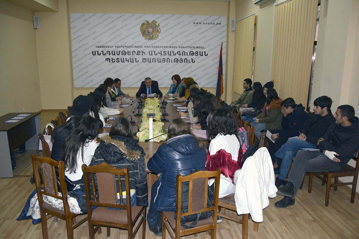 ՍԱՏՄ ղեկավարն ընդունել է Ագրարային համալսարանի աշակերտներին և ուսուցիչներին