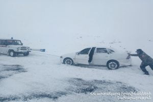 Ստացվել է 11 ահազանգ՝ արգելափակված ավտոմեքենաների վերաբերյալ․ ԱԻՆ