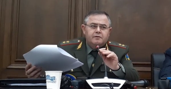 Բանակում կադրային փոփոխություններ են սպասվում․ Արտակ Դավթյան