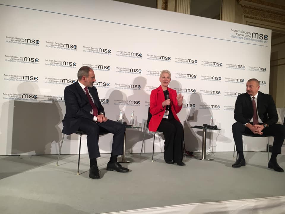 ԼՂ հիմնահարցի վերաբերյալ քննարկում Նիկոլ Փաշինյանի և Իլհամ Ալիևի միջև (ՏԵՍԱՆՅՈՒԹ)