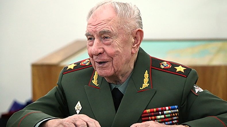 Մահացել է ԽՍՀՄ մարշալ Դմիտրի Յազովը