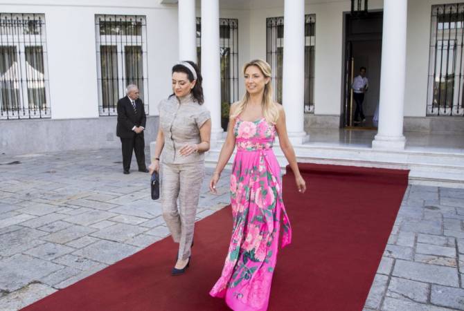 Աննա Հակոբյանն Արգենտինայի առաջին տիկնոջը հրավիրել է Երևան