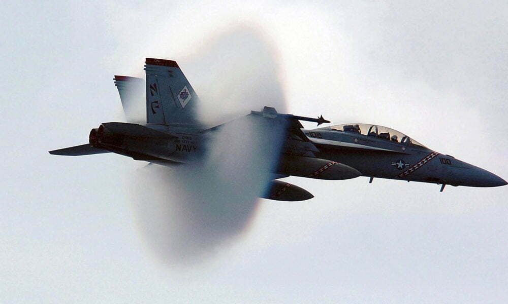 Ռազմական շքերթի ժամանակ F-16 է կործանվել (ՏԵՍԱՆՅՈւԹ)