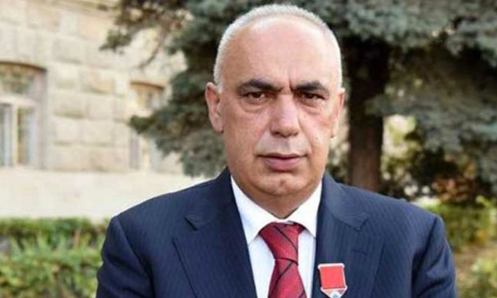 Արթուր Աղաբեկյանի որդին մահացել է քաղցկեղից