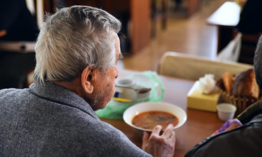 Տարեցների տնային խնամքի ծառայությունները շարունակվում են աշխատել առանց դադարների