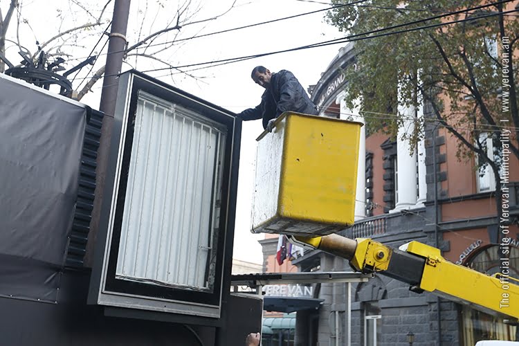 Շիրակի մարզում ապամոնտաժել են 21 գովազդային վահանակ