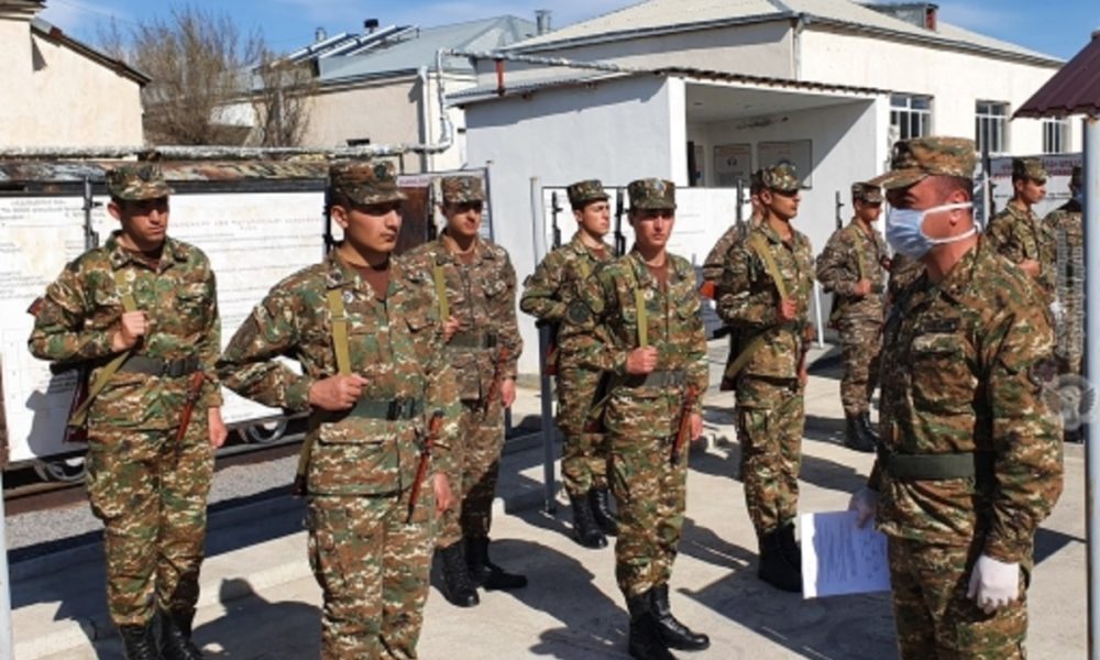 Ստուգումներ են իրականացրել Եղեգնաձորի, Արմավիրի և Գյումրիի կայազորներում