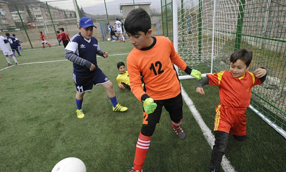 Մանկապատանեկան թիմերի մարզիչների գերակշիռ մասը մարզչական որակավորում չունի․ ՀՖՖ