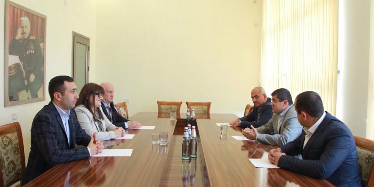 Արայիկ Հարությունյանը ներկայացրել է քաղաքական ուժերի հետ համագործակցության օրակարգը