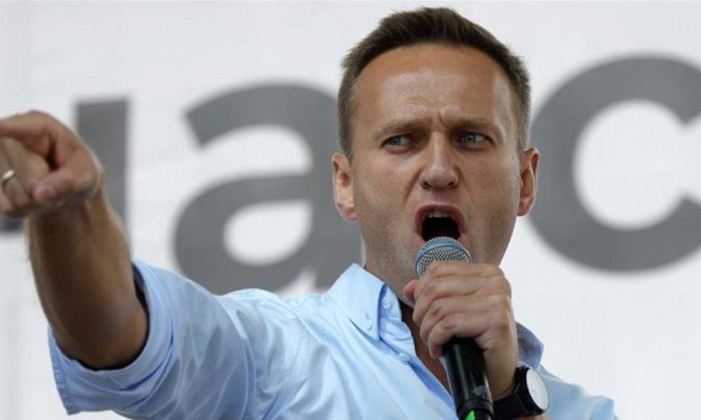 Նման ոստիկաններին պարզապես պետք է նստեցնել․ Ալքեսեյ Նավալնի