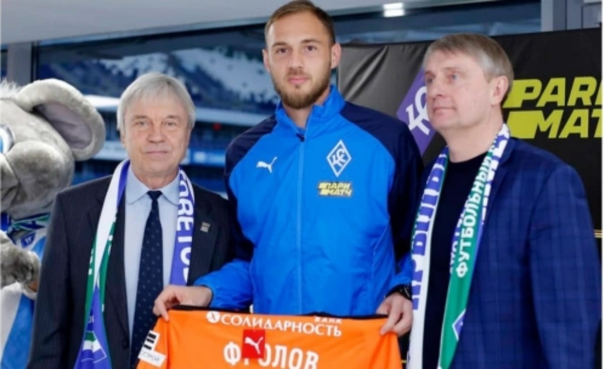 Պուտինին քննադատելու համար դարպասապահ Եվգենի Ֆրոլովին տուգանել են 1,4 մլն ռուբլով