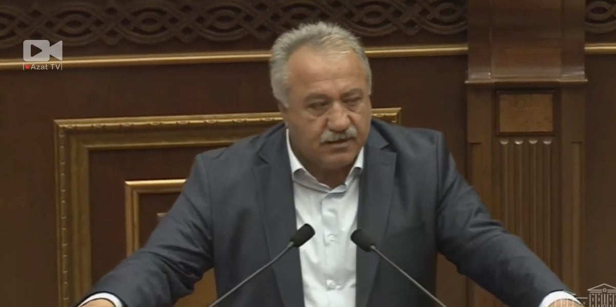 Սասուն Միքայելյանն ԱԺ ամբիոնից շնորհավորական ուղերձով հանդես եկավ (ՏԵՍԱՆՅՈւԹ)