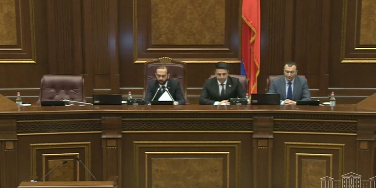 Մեկնարկեց ԱԺ հատուկ նիստը (ՈւՂԻՂ ԵԹԵՐ)