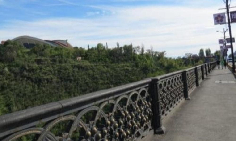 Երևանում քաղաքացին ցանկացել է ցած նետվել Կիևյան կամրջից