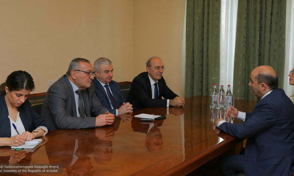 Աշոտ Ղուլյանն ընդունել է ԼՀԿ-ի պատգամավորներին