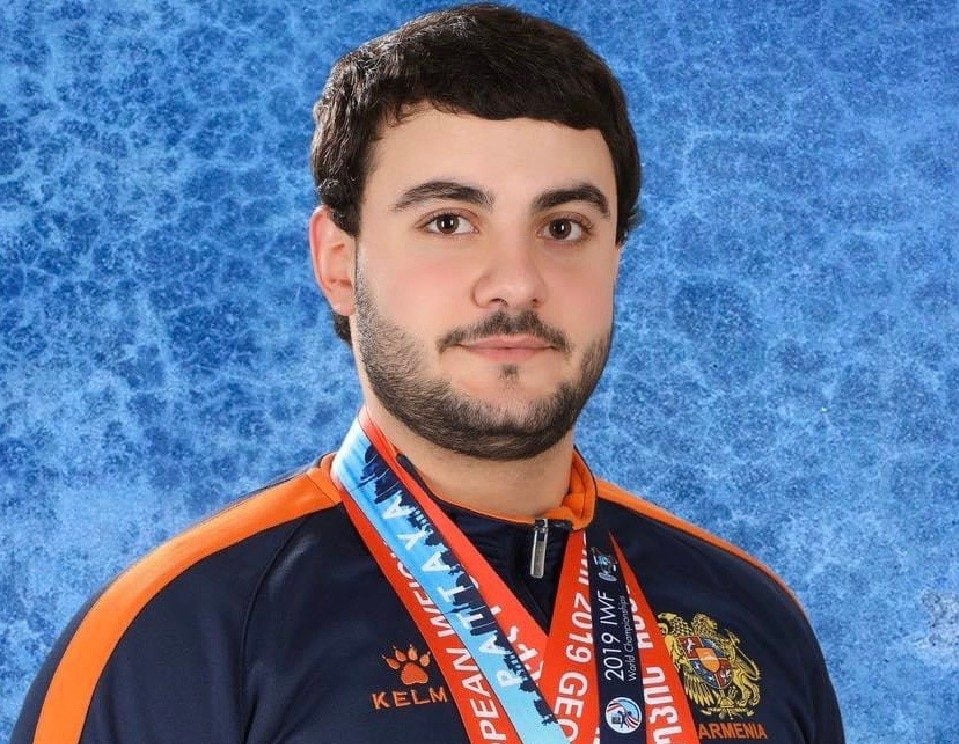 Գյումրեցի ծանրորդները վատ պայմաններում են մարզվում (ԼՈՒՍԱՆԿԱՐ)