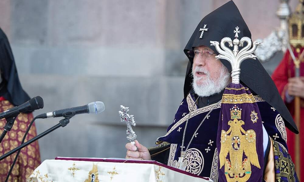 Մայր Աթոռում կատարվեց հոգեհանգիստ Բեյրութում ուժգին պայթյունի հետևանքով զոհվածների համար