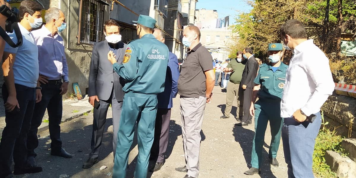 Ռայնիսի 1 շենքի բնակիչների խնդիրը կառավարության և քաղաքապետարանի օրակարգում է