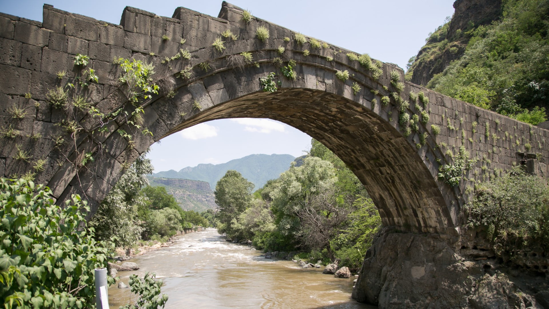 Կառավարությունը 12.5 մլն դրամ կտրամադրի Դդմաշենի կամրջի վերանորոգման համար