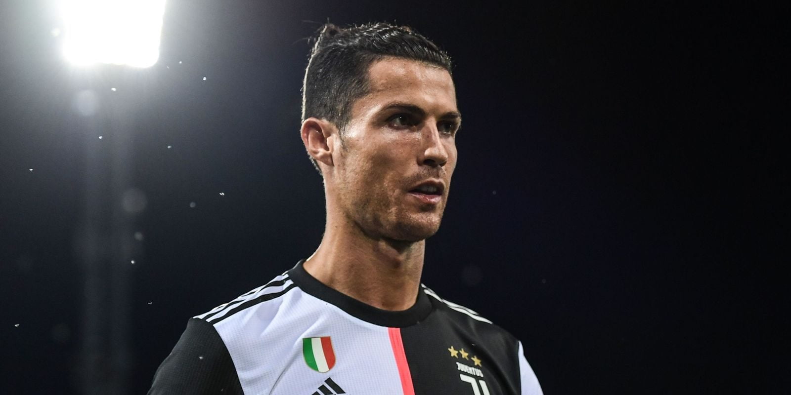 Ռոնալդուն՝ իր նոր Bugatti-ի հետ (ԼՈւՍԱՆԿԱՐ)