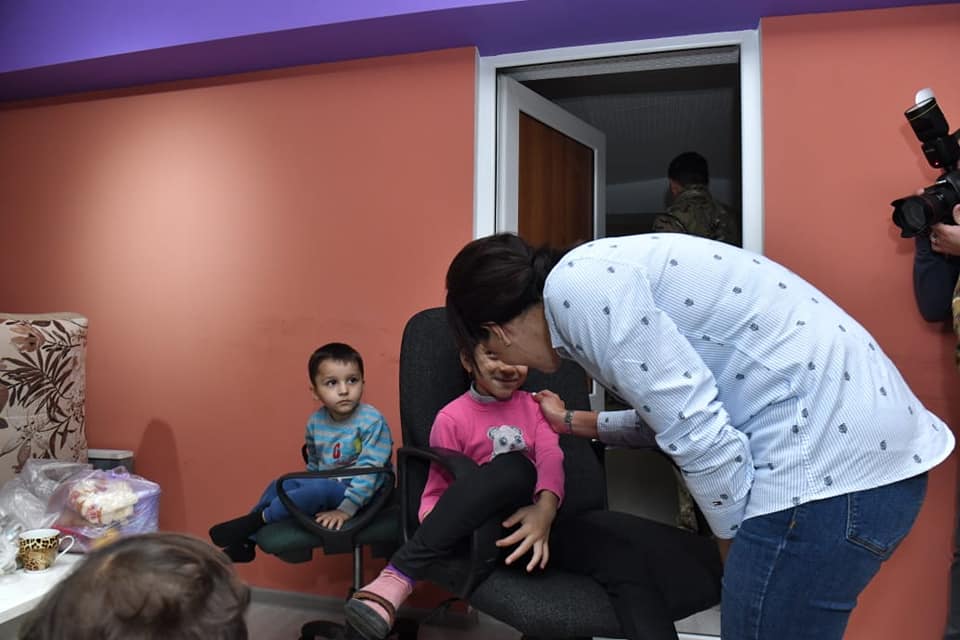 Առավոտյան այցելել եմ Ստեփանակերտի մի քանի ապաստարաններ․ Աննա Հակոբյան (ԼՈւՍԱՆԿԱՐՆԵՐ)