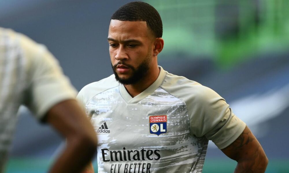 Դեպայը կարող է կարիերան շարունակել Միլանում