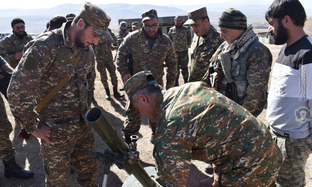 Հայրենիքի պաշտպանությանը զինվորագրված կամավորականները շարունակում են մարզումները (ԼՈւՍԱՆԿԱՐՆԵՐ)