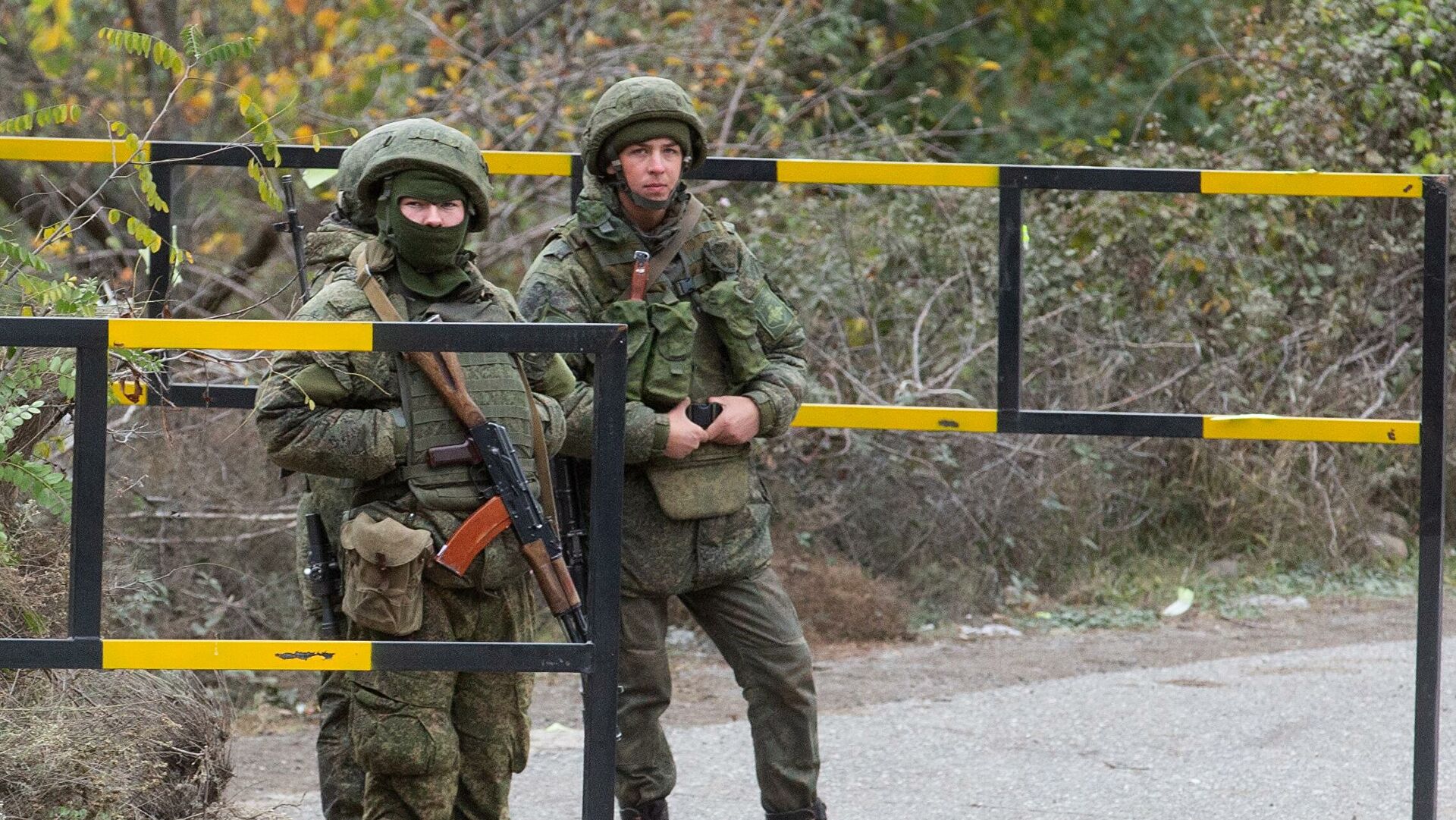 Ռուս խաղաղապահների 15-րդ զորախումբը մեկնել է Ստեփանակերտ