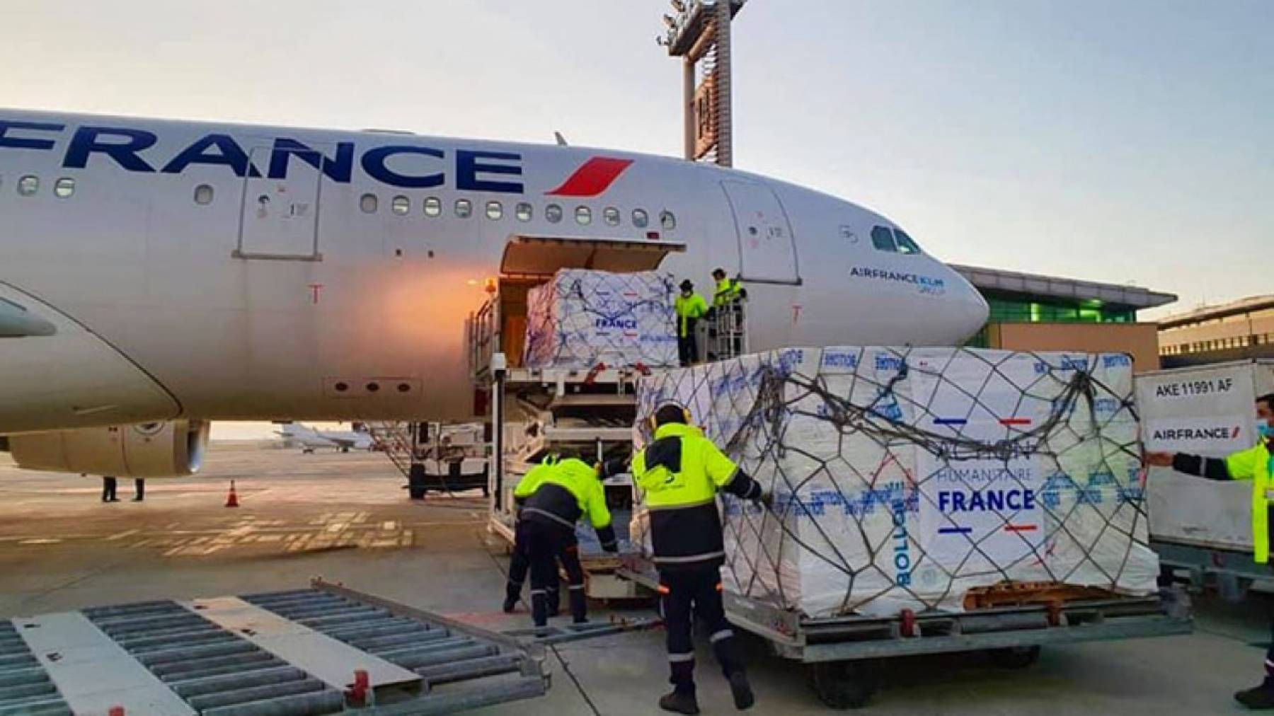 Ֆրանսիայում և Շվեյցարիայում հավաքվել է 35 տոննա մարդասիրական օգնություն՝ Հայաստանի համար