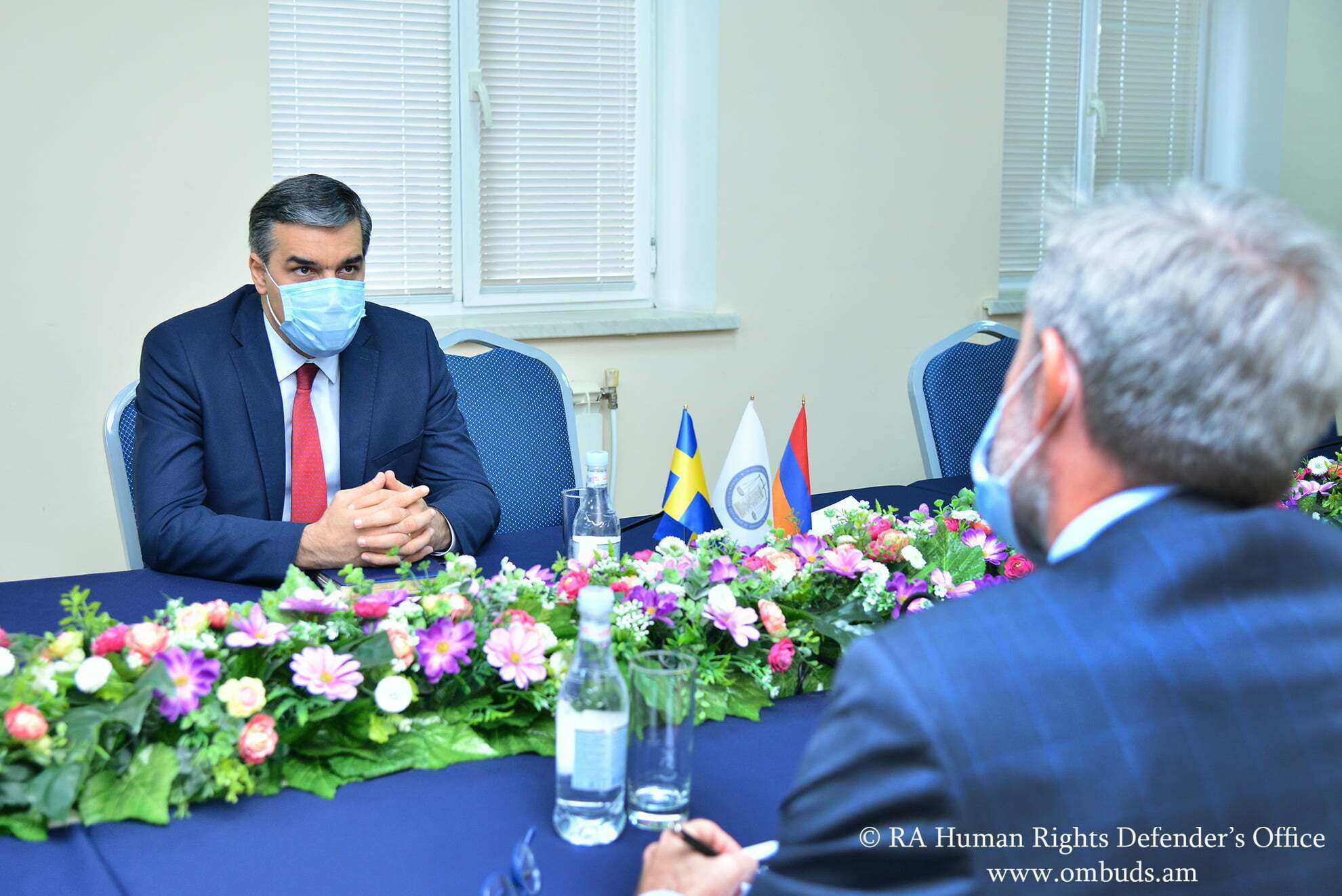 ՄԻՊ-ը Շվեդիայի դեսպանին է ներկայացրել ՀՀ-ի ու Արցախի բնակչության նկատմամբ դաժանությունների ապացույցները