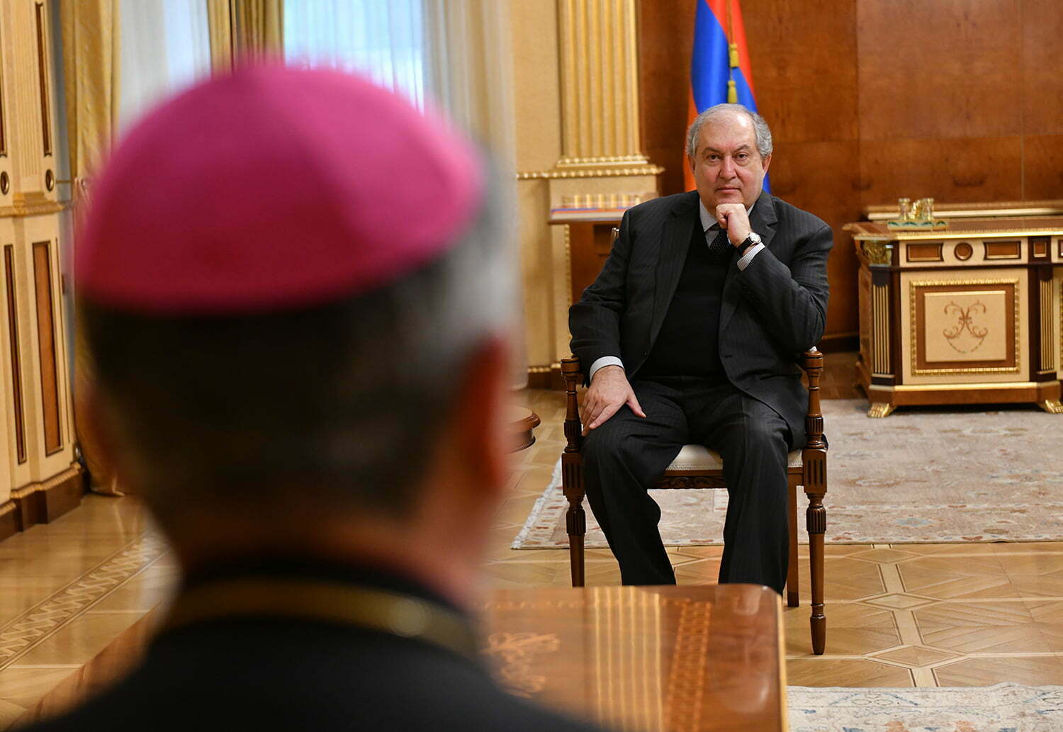 Նախագահն ընդունել է Սուրբ Աթոռի առաքելական նվիրակին