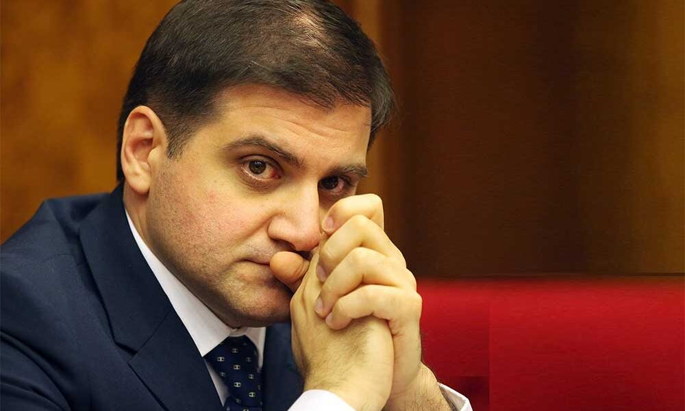 Ինչո՞ւ հրաժարականի և ոչ արտահերթ ընտրության պահանջ․ Բաբաջանյան