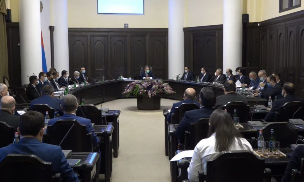 Կառավարության նիստը (ՈւՂԻՂ ԵԹԵՐ)